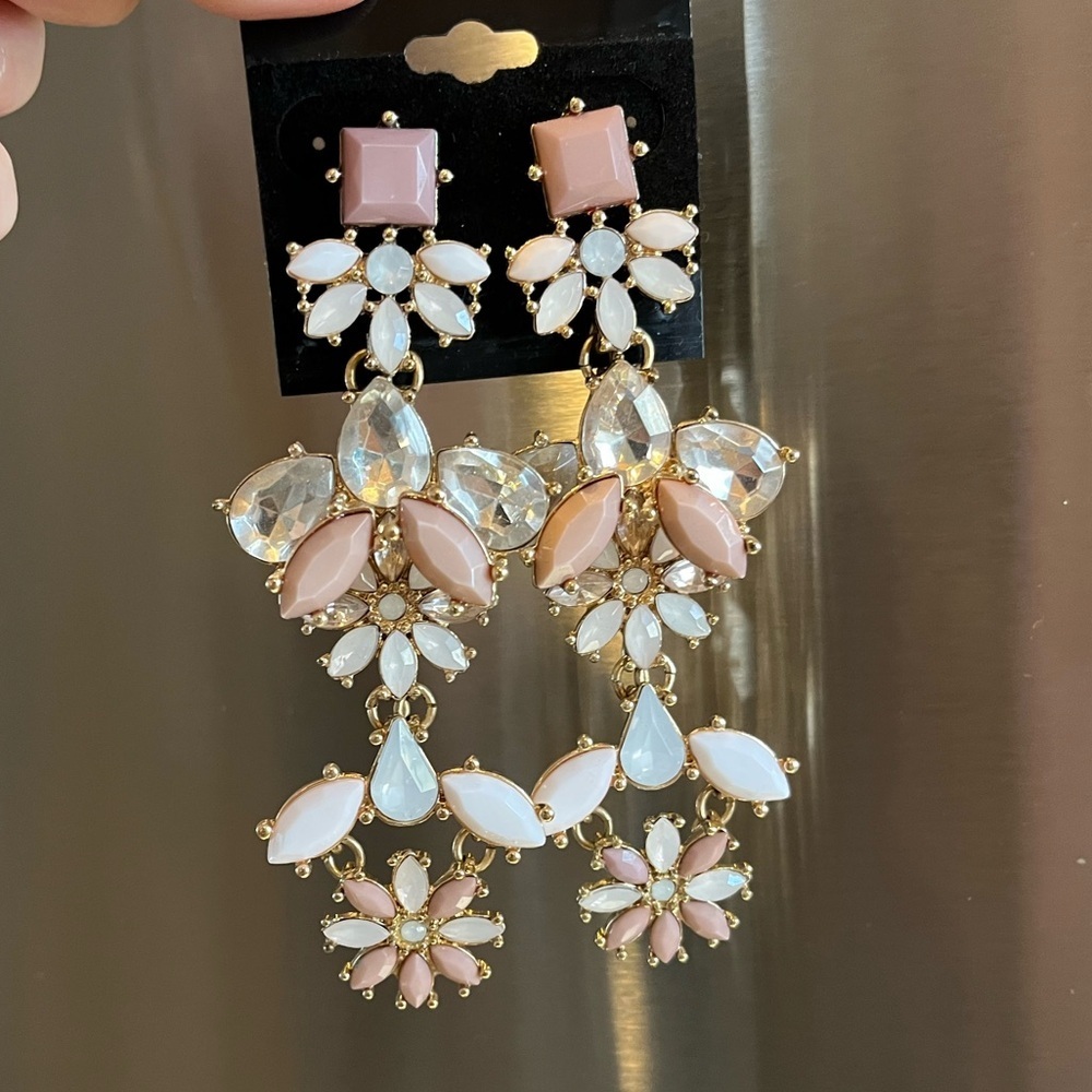 H&M Pink Blush Chandelier Statement Earrings - Picture 6 of 11